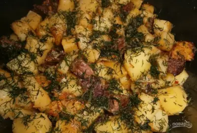 Жареное мясо с картошкой в мультиварке