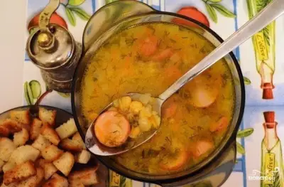 Гороховый суп с сардельками