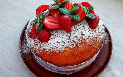Бисквитный торт (простой и вкусный)