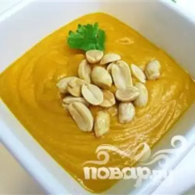 Африканский суп со сладким картофелем и арахисом