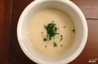 Холодный крем-суп из картофеля и кабачков