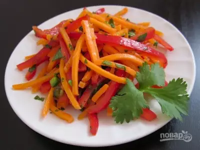 Морковный салат со сладким перцем фото