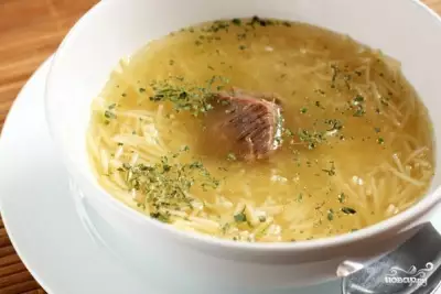 Мясной суп с вермишелью