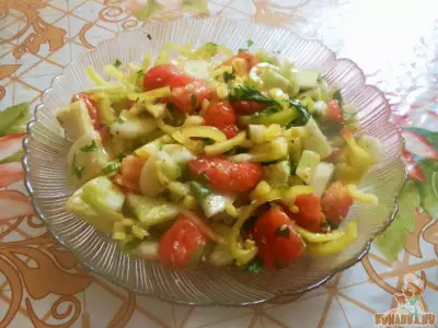 "Овощной салат с кунжутом и соевым соусом"