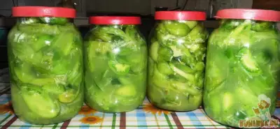 Салат из зеленых помидоров и чеснока на зиму