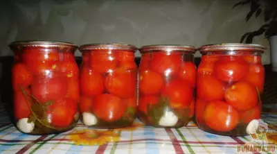 Закрываем на зиму помидоры «Лакомка» (без уксуса)