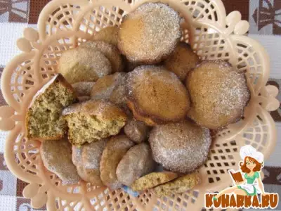Кукурузное бисквитное печенье с орехами.