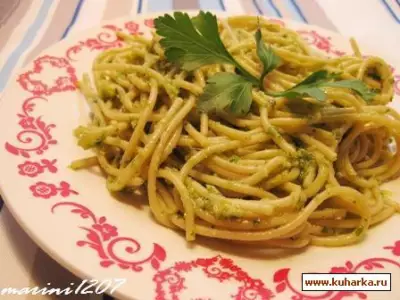 Спагетти с песто алла дженовезе