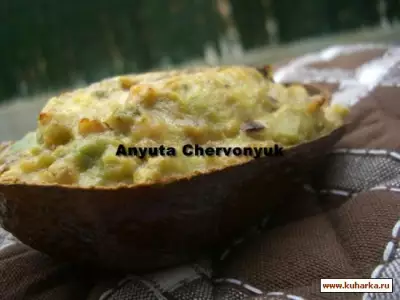 Авокадо начинённое солёной треской aguacate relleno con bacalao
