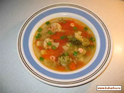 Пестрый суп с креветками