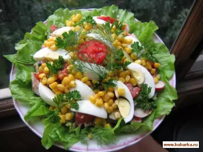 Салат из овощей со шпротами