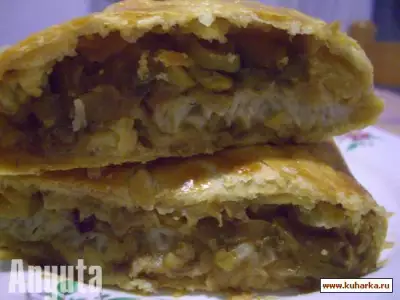 Слоёный пирог с мерланом и кабачком (Hojaldre de merluza y calabacin )