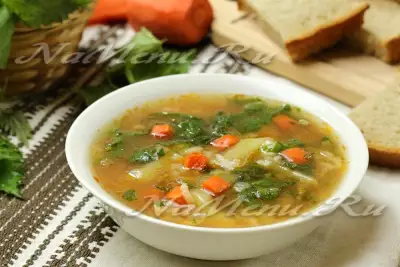 Постный суп с крапивой и рисом