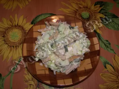Салат из капусты и сухариков "Студенческий"