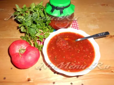 Домашний томатный соус с луком и петрушкой на зиму