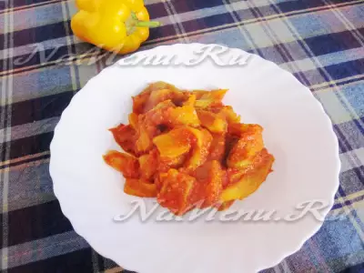 Печеный перец в томатном соусе