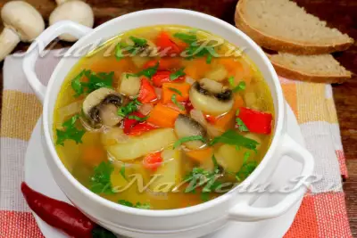 Постный овощной суп с грибами