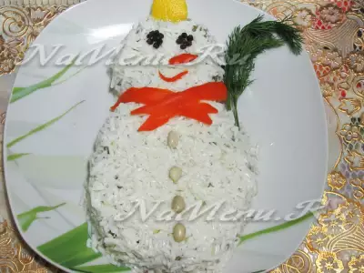 Салат со шпротами снеговик