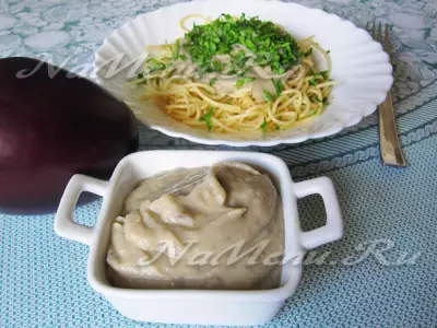 Соус для спагетти из баклажана с тунцом
