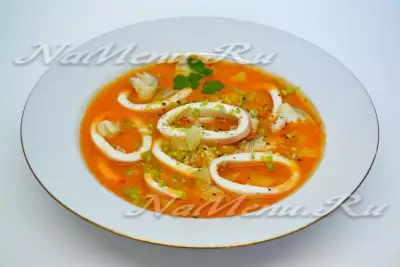 Рыбный крем-суп с кальмарами