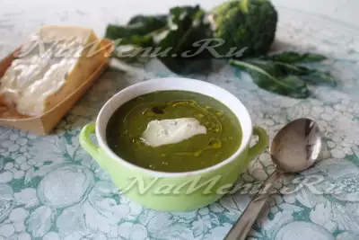 Крем суп из брокколи с горгонзолой