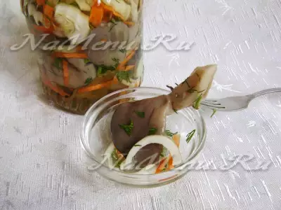 Грибной салат из вешенок на зиму