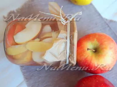 Консервированные яблоки с имбирем в сладком сиропе на зиму
