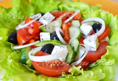"Греческий" салат с сыром брынза