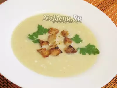 Оригинальный суп из лука-порей
