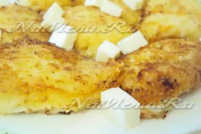Картофельные котлеты с рисом и сыром