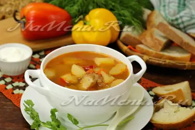 Картофельный суп со свиными ребрышками