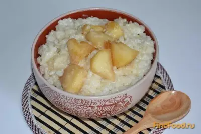 Молочная рисовая каша с карамелизированными яблоками рецепт с фото