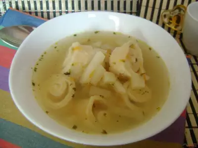 Куриный суп с сырными рулетиками рецепт с фото