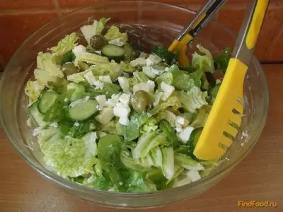 Праздничный салат с сыром фета и оливками рецепт с фото