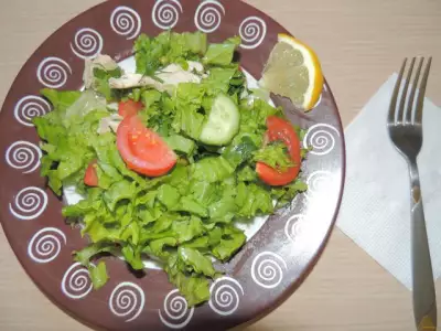 Весенний салат с куриной грудкой рецепт с фото