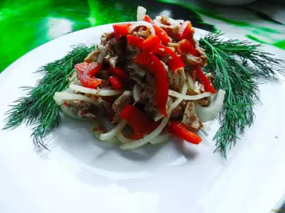 Острый салат с курицей и болгарским перцем рецепт с фото