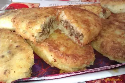 Картофельные пирожки с печенкой рецепт с фото