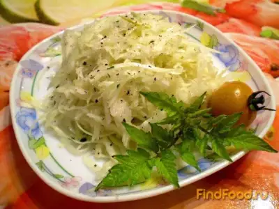 Салат из капусты с редькой и айвой рецепт с фото