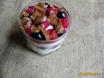 Творожный десерт с черешней и шоколадом рецепт с фото
