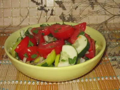Салат из огурцов и помидоров рецепт с фото
