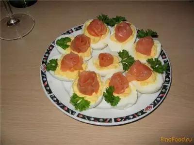 Яйца фаршированные семгой рецепт с фото