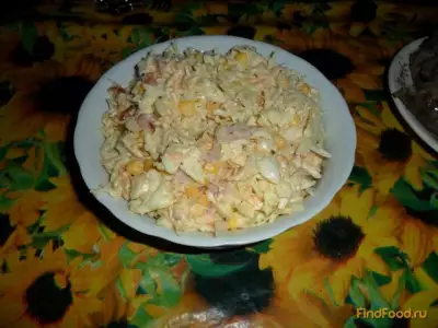 Салат из свежей капусты с копченной курицей рецепт с фото