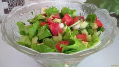 Салат овощной с сыром и зеленью рецепт с фото