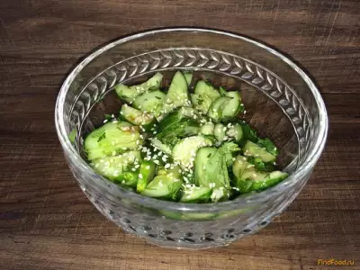 Огуречный салат с кунжутом рецепт с фото