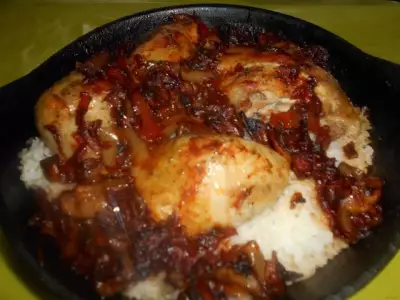 Курица с рисом под соусом с грибами рецепт с фото