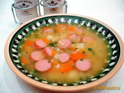 Гороховый суп с пулукопчеными сосисками