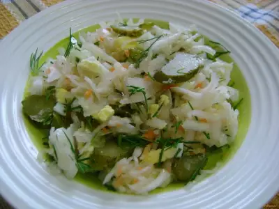 Салат с квашеной капустой и яйцом рецепт с фото