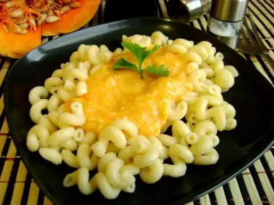 Макароны с тыквенно-сырным соусом рецепт с фото