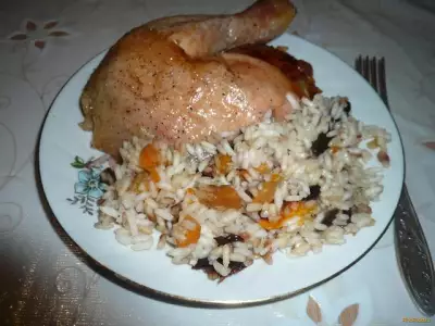 Курица фаршированная рисом с сухофруктами рецепт с фото
