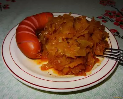 Тушеная капуста с болгарским перцем и томатной пастой в мультиварке рецепт с фото